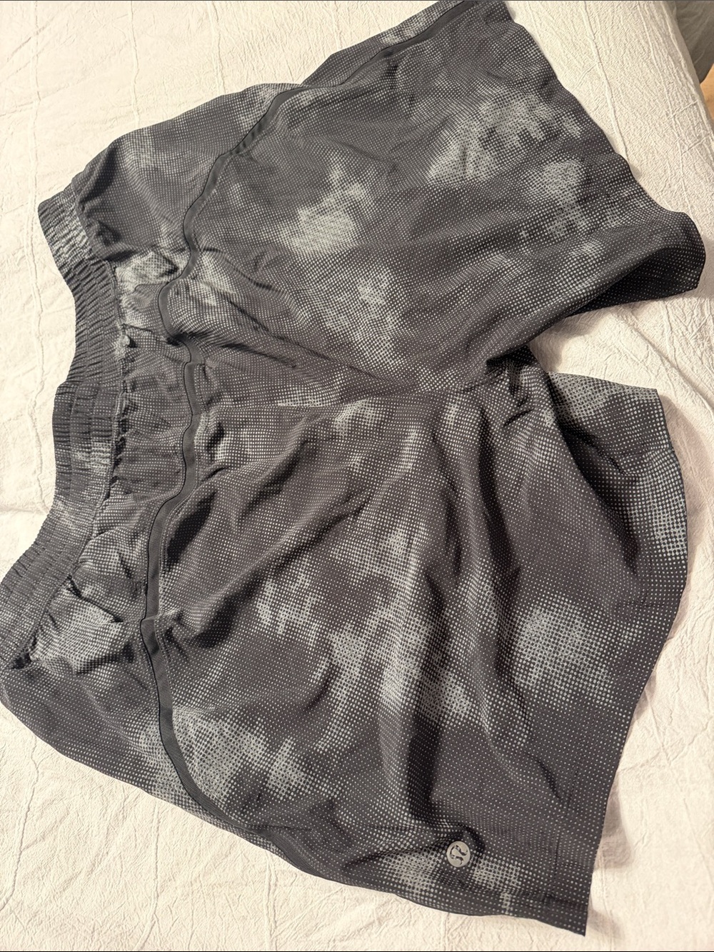 BNNW men’s lululemon pace breaker linerless shorts - Picture 2 of 9